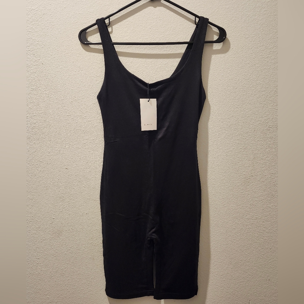 BUMPSUIT The Cindy Maternity Romper(xs) - Picture 6 of 10